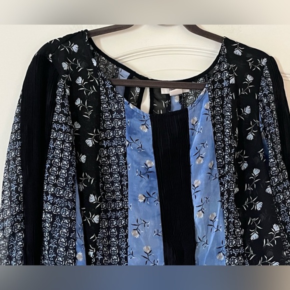 Style & Co. Floral Blue and Black Women's Blouse Wide Sleeve Size Medium - Picture 8 of 16